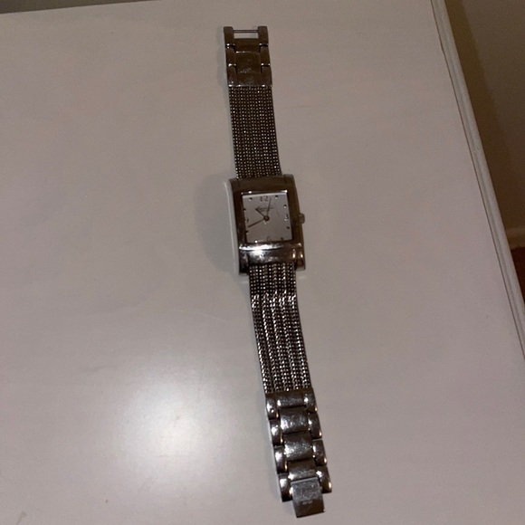Women’s silver watch - Picture 1 of 4